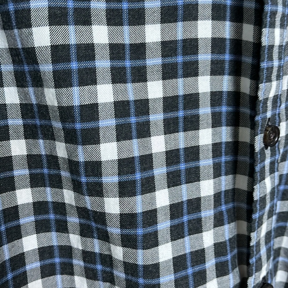 Faherty Button Up - image 3